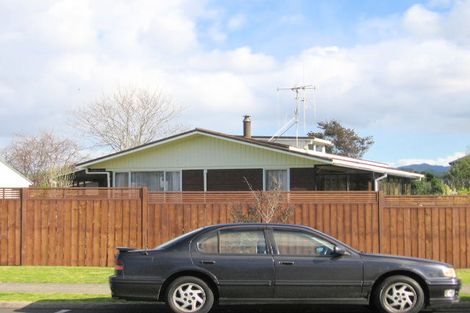 Photo of property in 2 Topaz Drive, Papamoa Beach, Papamoa, 3118