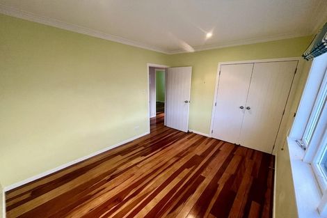 Photo of property in 71 Aberdeen Road, Castor Bay, Auckland, 0620
