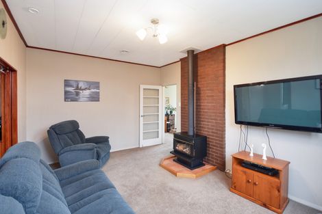 Photo of property in 37 Oxford Street, South Dunedin, Dunedin, 9012