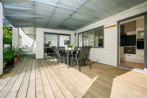 Photo of property in 106 Admirals Court Drive, Greenhithe, Auckland, 0632