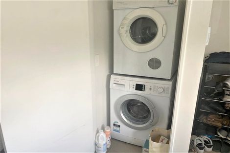 Photo of property in 15/2 Stone Street, Miramar, Wellington, 6022