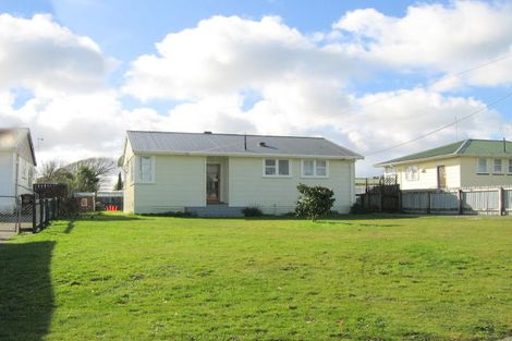 Photo of property in 15 Collins Crescent, Feilding, 4702