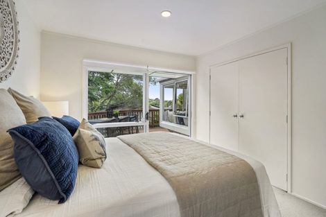 Photo of property in 13b Rodney Road, Northcote Point, Auckland, 0627