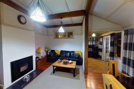 Photo of property in 556a Queen Street East, Levin, 5510