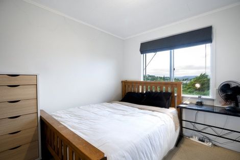 Photo of property in 165 Miromiro Road, Normandale, Lower Hutt, 5010