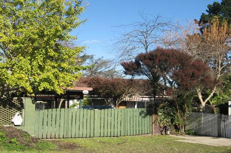Photo of property in 20 Cade Place, Weymouth, Auckland, 2103