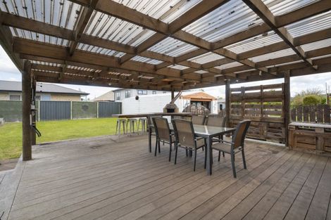 Photo of property in 15 Pemberton Crescent, Greerton, Tauranga, 3112