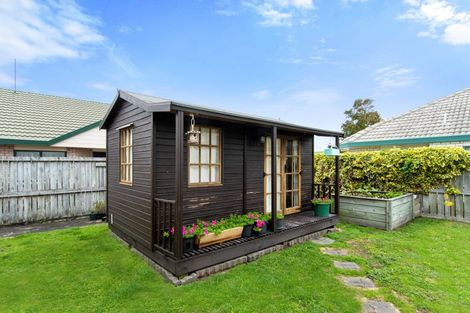 Photo of property in 110 Evans Road, Papamoa Beach, Papamoa, 3118