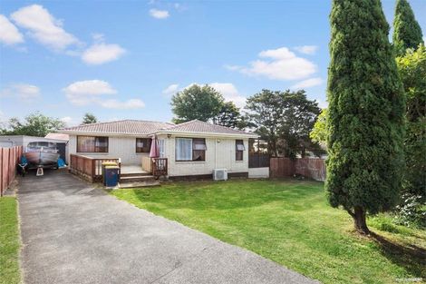 Photo of property in 60 Cedar Heights Avenue, Massey, Auckland, 0614