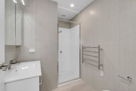 Photo of property in 206/11 Hinaki Street, Point England, Auckland, 1072