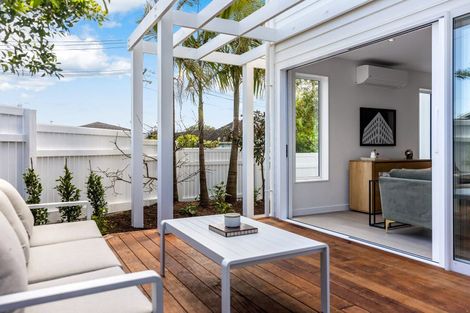 Photo of property in 1a Maranui Avenue, Point Chevalier, Auckland, 1022