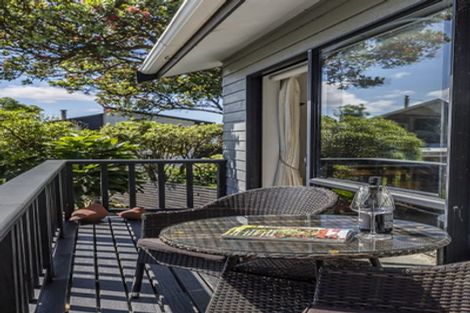 Photo of property in 126a Breaker Bay Road, Breaker Bay, Wellington, 6022