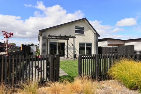 Photo of property in 7 Lavinias Way, Chartwell, Hamilton, 3210