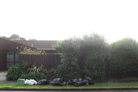 Photo of property in 1/45 Glennandrew Drive, Half Moon Bay, Auckland, 2012