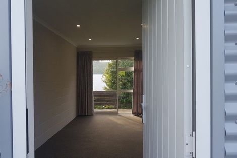 Photo of property in 52 Maungaraki Road, Korokoro, Lower Hutt, 5012