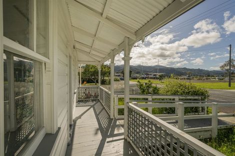 Photo of property in 316 Wharf Road, Coromandel, 3506