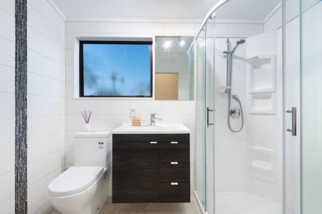 Photo of property in 128 Dickson Road, Papamoa Beach, Papamoa, 3118