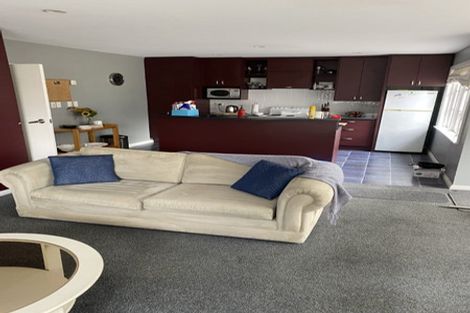 Photo of property in 13 Bateman Avenue, Bryndwr, Christchurch, 8053