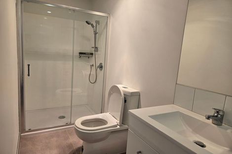 Photo of property in 5 Eileen Newey Place, Henderson, Auckland, 0612