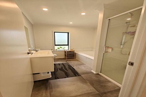 Photo of property in 93 Banks Street, Marfell, New Plymouth, 4310