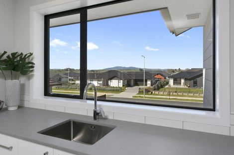 Photo of property in 12 Oak Ridge Drive, Te Awamutu, 3800