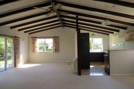 Photo of property in 22 Jellicoe Street, Greytown, 5712