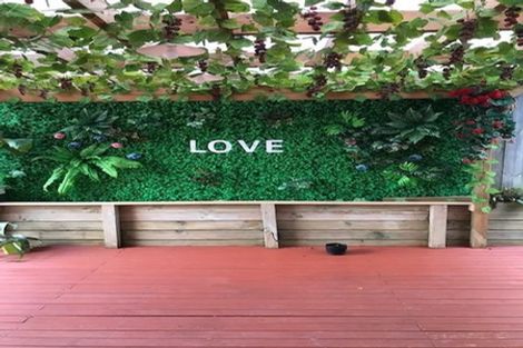 Photo of property in 2/25 Keldale Place, Forrest Hill, Auckland, 0620