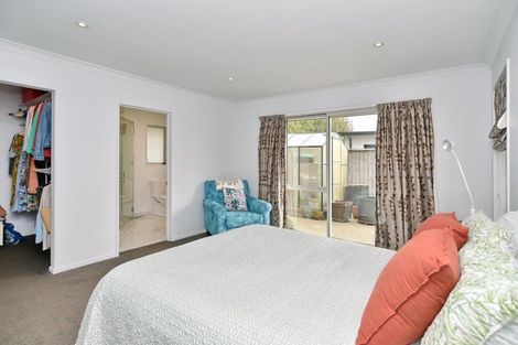 Photo of property in 25a Epsom Drive, Rangiora, 7400