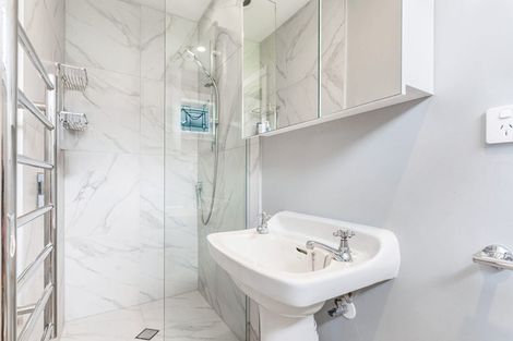 Photo of property in 147 Mcleod Road, South Head, Helensville, 0874