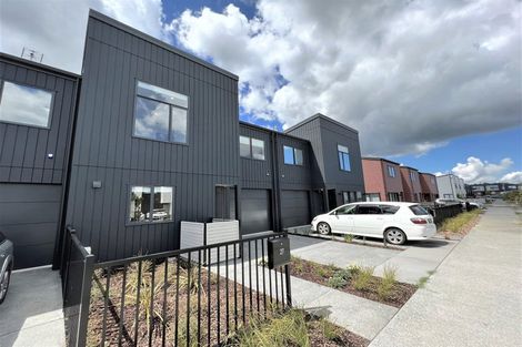 Photo of property in 27 Whimbrel Road, Flat Bush, Auckland, 2019