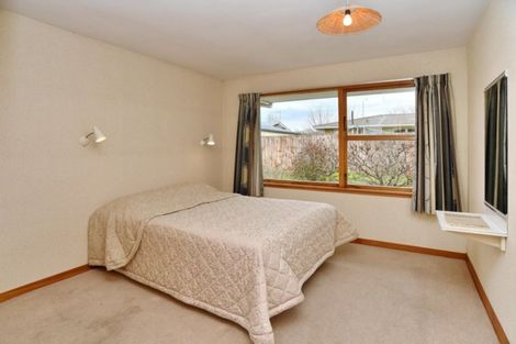 Photo of property in 26a Guinness Crescent, Ilam, Christchurch, 8041