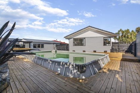 Photo of property in 57 Heybridge Street, Manurewa, Auckland, 2102