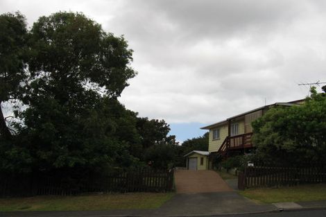 Photo of property in 17 Lynn Road, Bayview, Auckland, 0629