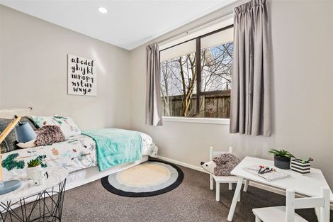 Photo of property in 2/100 Purchas Street, Edgeware, Christchurch, 8013