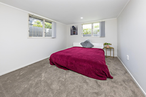 Photo of property in 7 Fairey Place, Mangere, Auckland, 2022