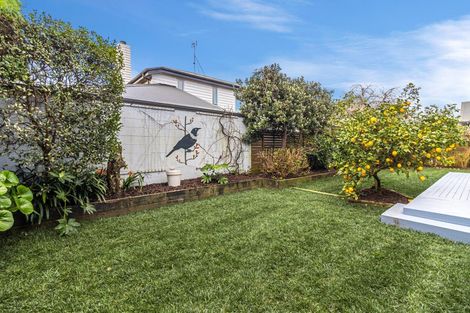 Photo of property in 15 Fairholme Avenue, Epsom, Auckland, 1023