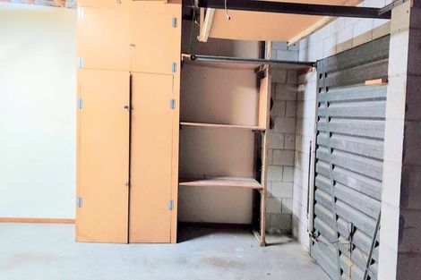 Photo of property in 41 Miltonia Avenue, Te Atatu South, Auckland, 0610