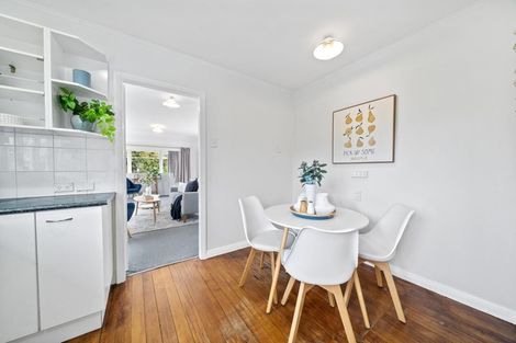 Photo of property in 12 Karaka Grove, Raumati Beach, Paraparaumu, 5032