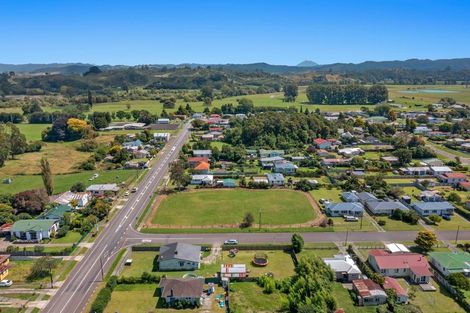 Photo of property in 35 Mckenzie Street, Taneatua, 3123