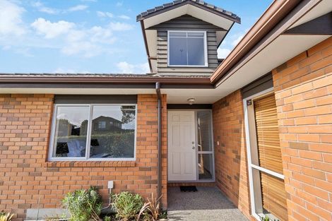 Photo of property in 13 Anchorite Way, Red Beach, 0932