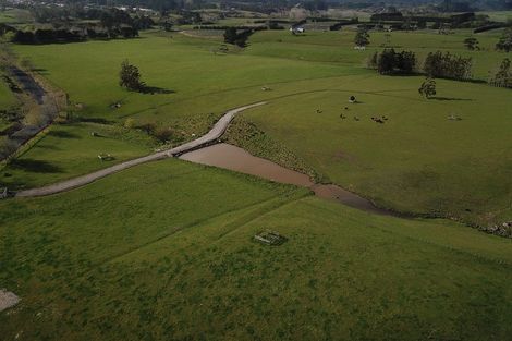 Photo of property in 58 Joseph Dunstan Drive, Taupaki, 0782