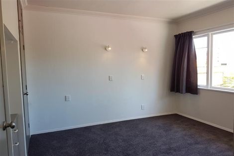 Photo of property in 330 Tremaine Avenue, Takaro, Palmerston North, 4412