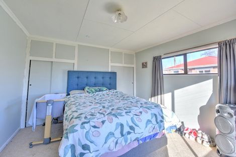 Photo of property in 5 Waverley Street, East Gore, Gore, 9710