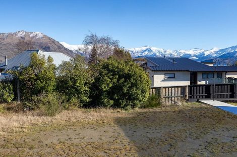 Photo of property in 16 Clearview Street, Wanaka, 9305
