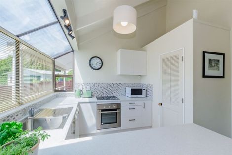 Photo of property in 18 Arnold Grove, Paraparaumu Beach, Paraparaumu, 5032