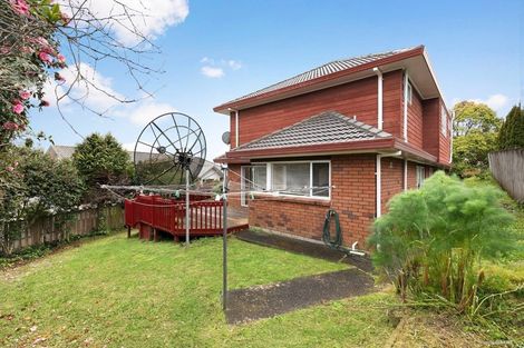 Photo of property in 7 Anure Place, Highland Park, Auckland, 2010