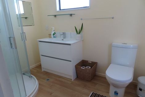 Photo of property in 60 Beazley Avenue, Paparangi, Wellington, 6037