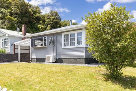 Photo of property in 87 Sinnott Road, Greymouth, 7805