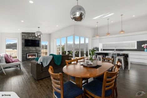 Photo of property in 54 Ainslee Street, Highlands Park, New Plymouth, 4312