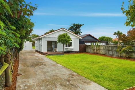 Photo of property in 259 Estuary Road, South New Brighton, Christchurch, 8062